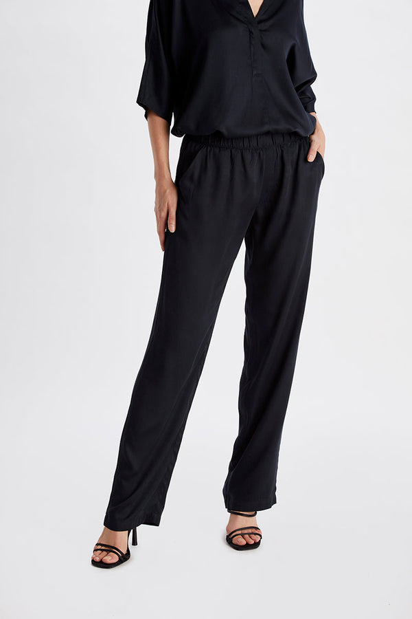 Easy fitting style Amelie Pants Made with Eco - Friendly Fibers - Neu ...