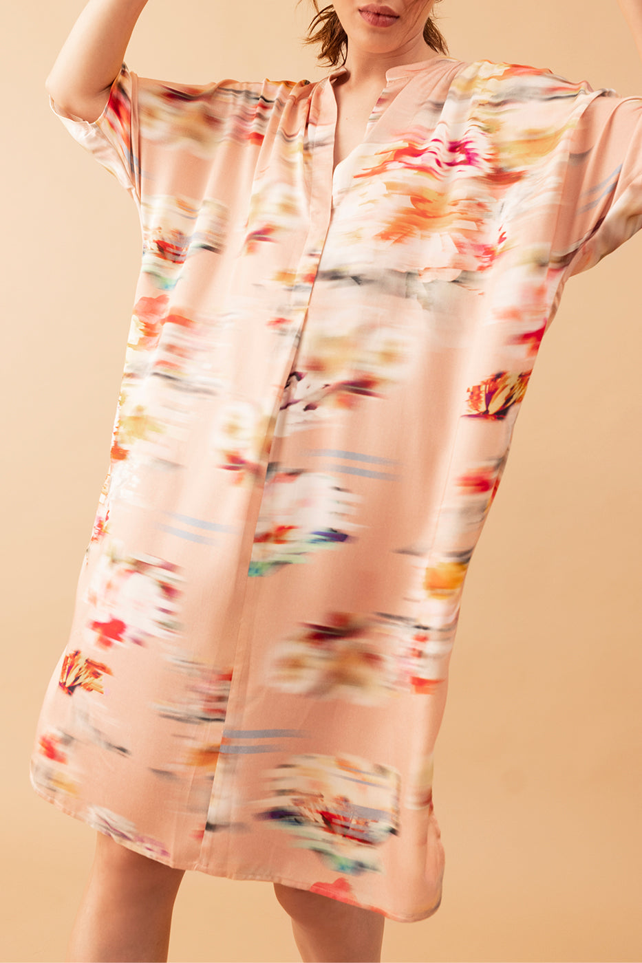 Kerala Dress Flower Blur-Neu Nomads