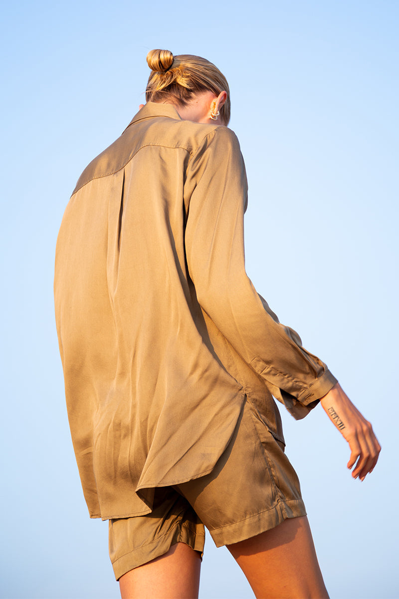 Riga Shorts-Neu Nomads